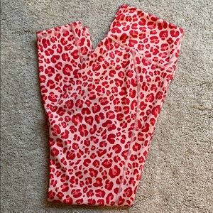 Cheetah print leggings